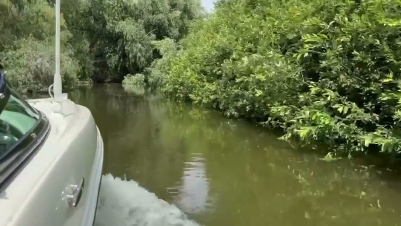 Transferuri private în Delta Dunării